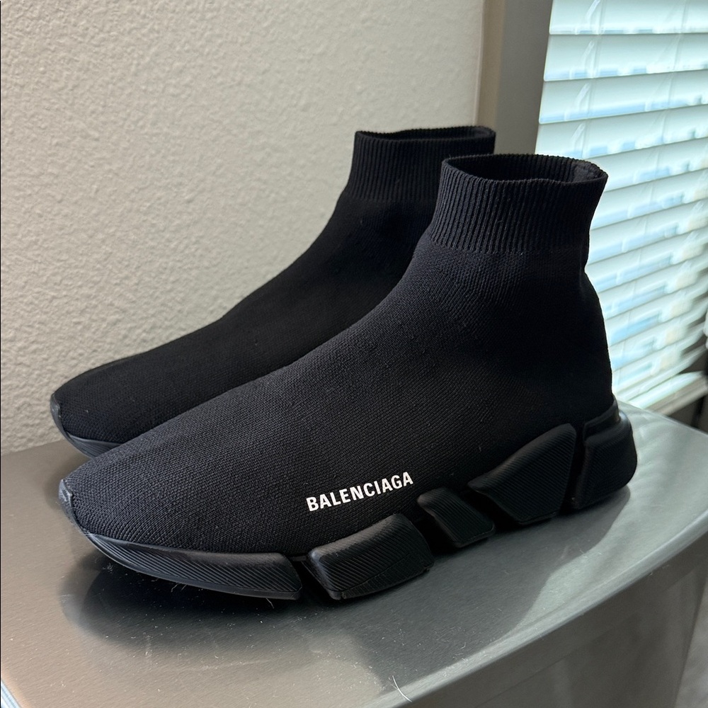 MEN'S SPEED 2.0 RECYCLED KNIT SNEAKER IN BLACK BALENCIAGA